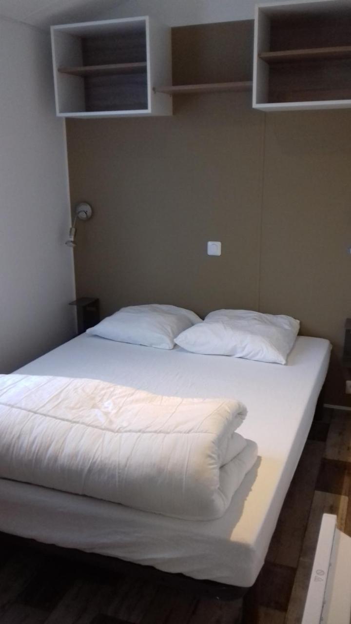 Camping De Kergo 플뢰멜 외부 사진
